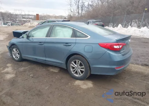 2016 Hyundai Sonata z USA, uszkodzony, nr VIN 5NPE24AF7GH394975